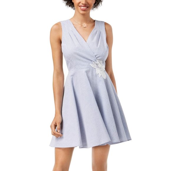 NEW Maison Jules Seersucker Fit and Flare Dress - Picture 1 of 5